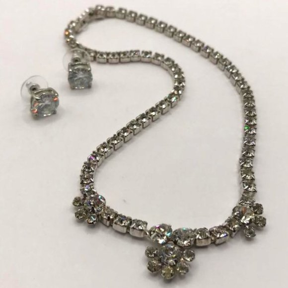 Vintage Garne Jewelry Rhinestone Necklace paired with Stud Earrings - Picture 1 of 10